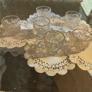 Set of 6 miniature pressed glass cups